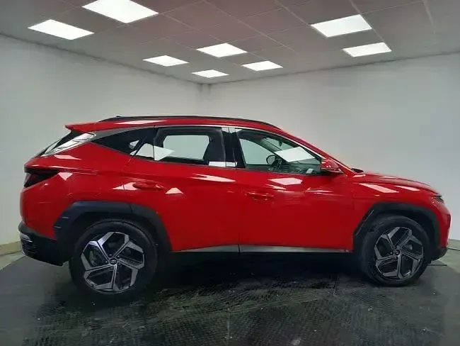 Usado Hyundai Tucson 268 CV (197 kW) 2021 Rojo SUV