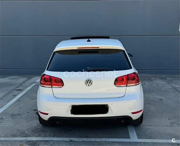 Usado VW Golf VI GTI 210 CV (154 kW) 2011 Blanco Utilitario