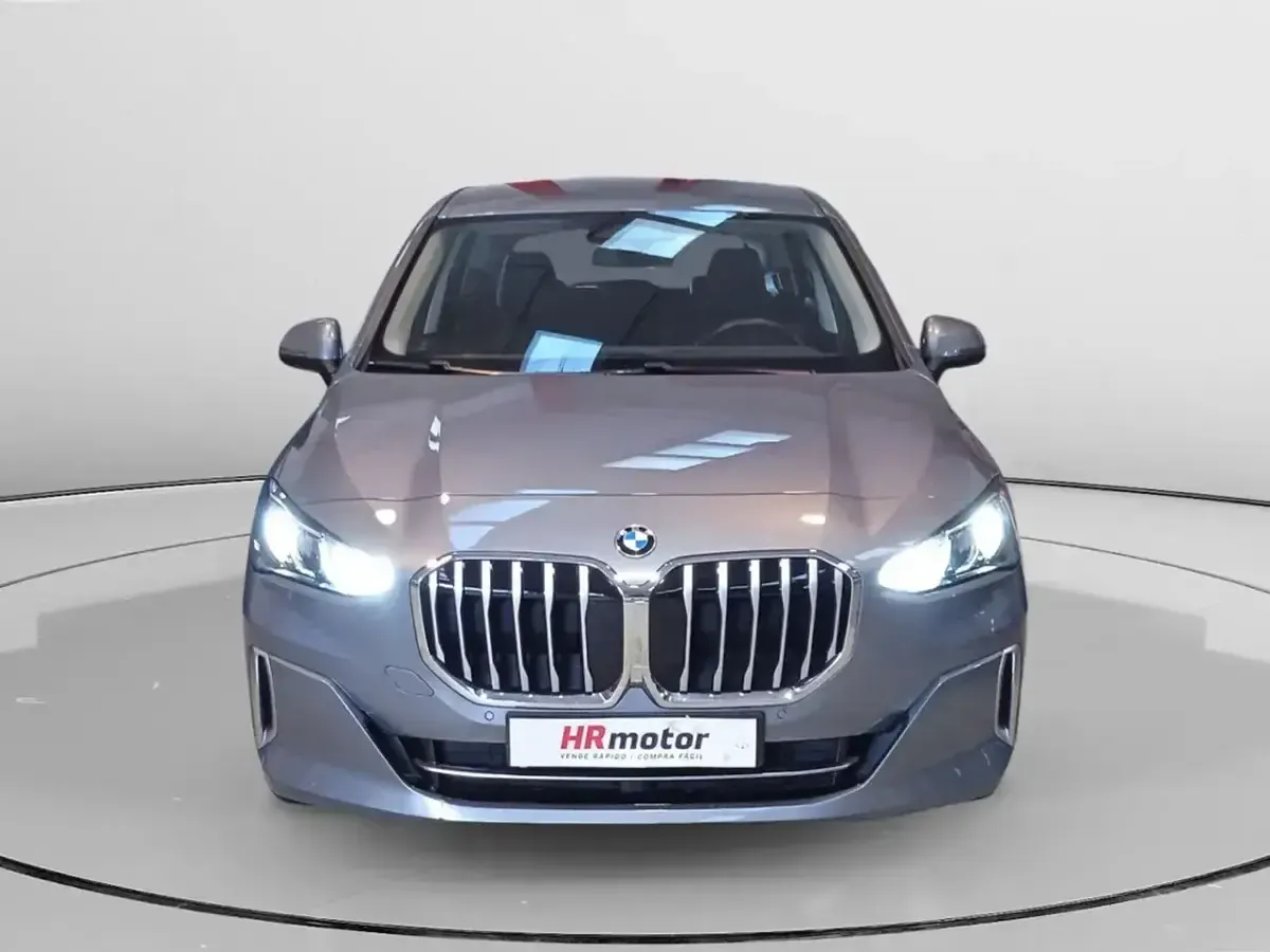 Używany BMW 218 Luxury Line 136 KM (100 kW) 2023 Biały Kombi