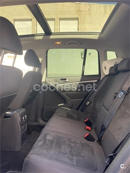 Usado VW Tiguan Sportline 150 CV (110 kW) 2016 Gris / plata SUV