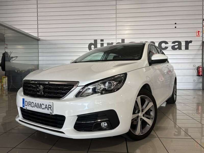Blanco Usado 2018 Peugeot 308 Allure Utilitario | 10.990 € (Precio justo) - Imagen 1/4