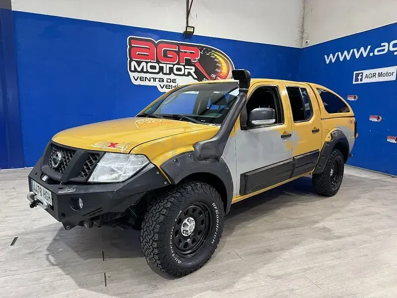 Usado Nissan Navara Pack 190 CV (139 kW) 2011 Amarillo Pickup/Camioneta