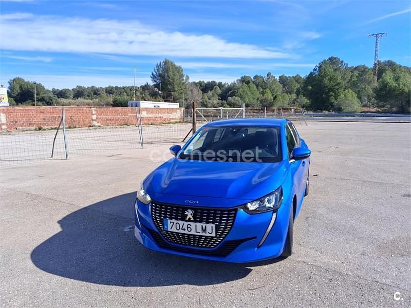Usado Peugeot 208 Style 100 CV (73 kW) 2021 Azul Utilitario