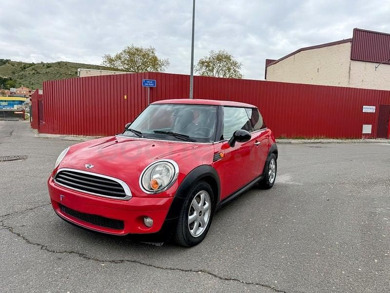 Usado Mini ONE 95 CV (69 kW) 2008 Granate Utilitario