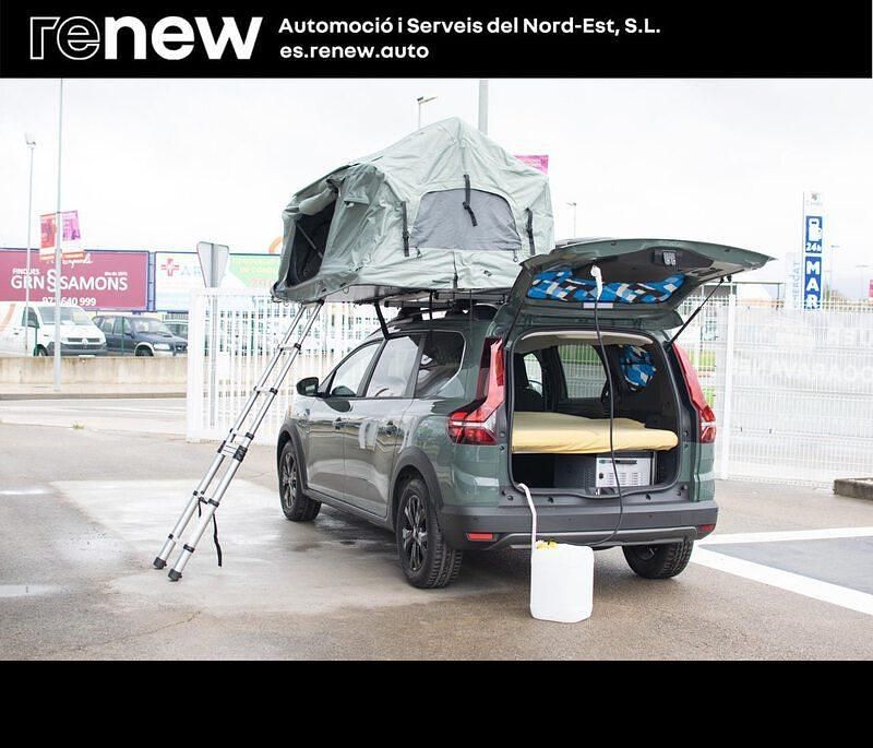 Gris Usado 2023 Dacia Jogger Extreme Monovolumen | 27.450 € - Imagen 1/4
