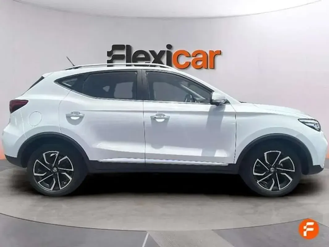 Usado MG ZS Comfort 111 CV (81 kW) 2024 Blanco SUV