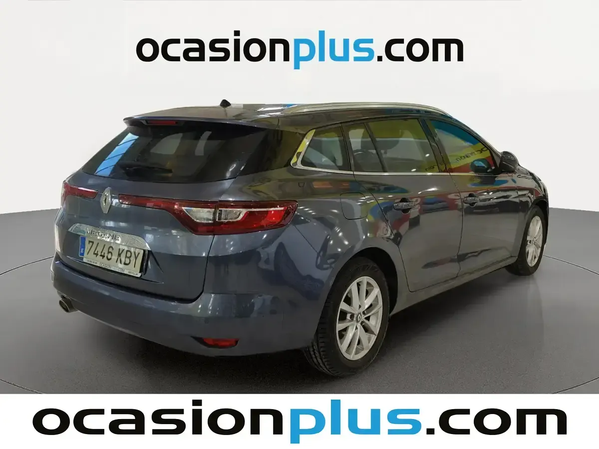 Usado Renault Mégane GrandTour Zen 130 CV (95 kW) 2017 Gris Familiar