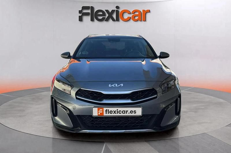 Usado Kia XCeed 120 CV (88 kW) 2023 Gris SUV