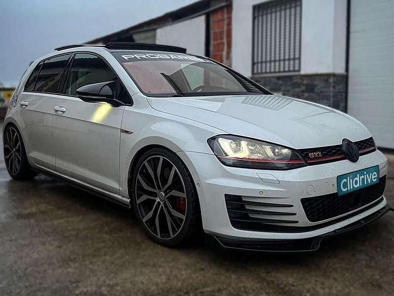 Usado VW Golf VII GTI 230 CV (169 kW) 2016 Blanco Utilitario