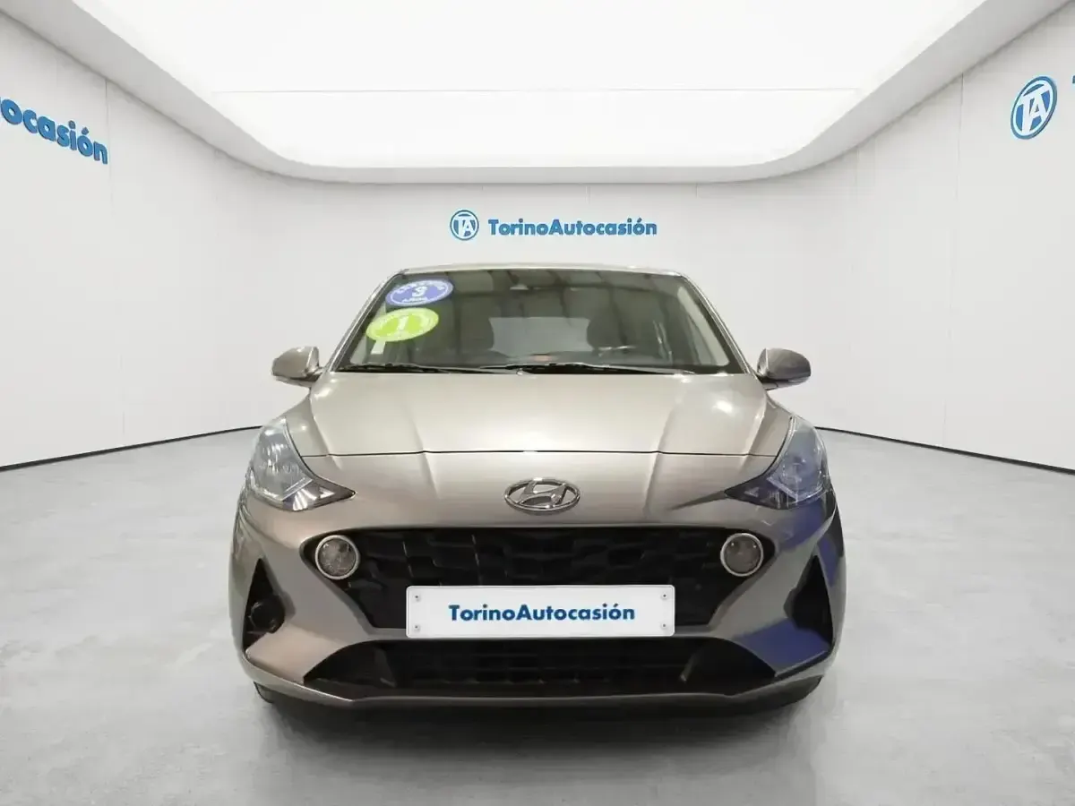 Używany Hyundai i10 66 KM (48 kW) 2023 Szary Hatchback