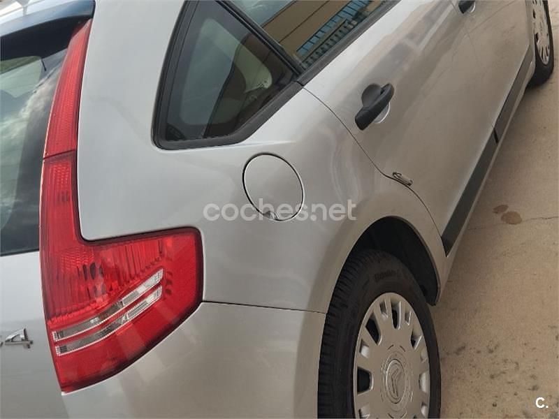 Usado Citroën C4 92 CV (67 kW) 2006 Gris / plata Berlina