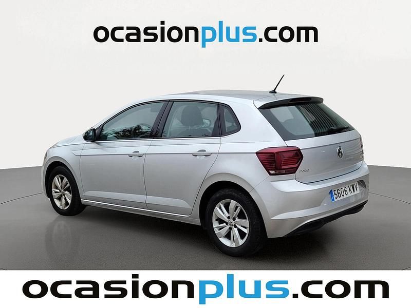 Usado VW Polo Advance 95 CV (69 kW) 2019 Gris Utilitario