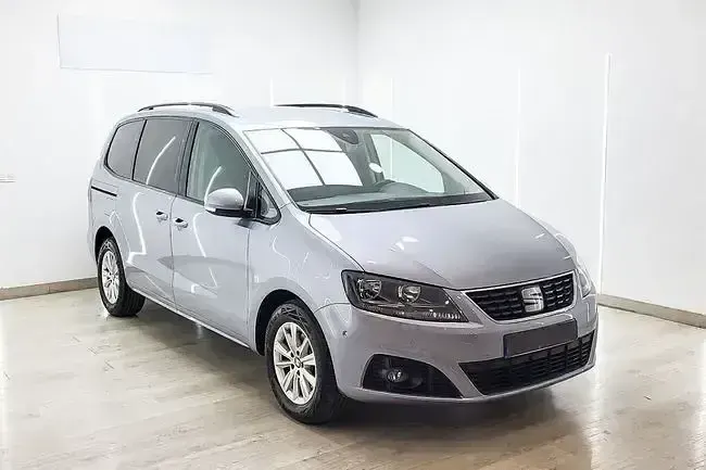 Usado Seat Alhambra Style 150 CV (110 kW) 2021 Gris Monovolumen