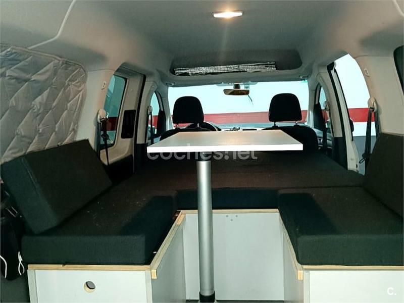 Blanco Usado 2016 VW Caddy Maxi Trendline Monovolumen | 19.500 € (Caro) - Imagen 1/4