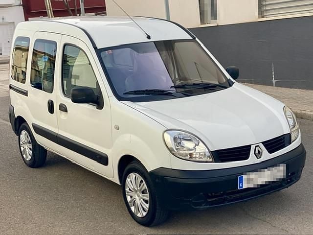 Usado Renault Kangoo 65 CV (47 kW) 2006 Blanco Monovolumen