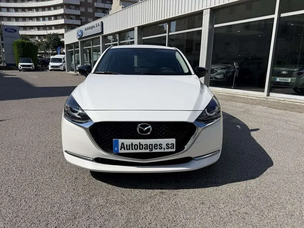 Usado Mazda 2 Homura-Line 90 CV (66 kW) 2022 Blanco Utilitario