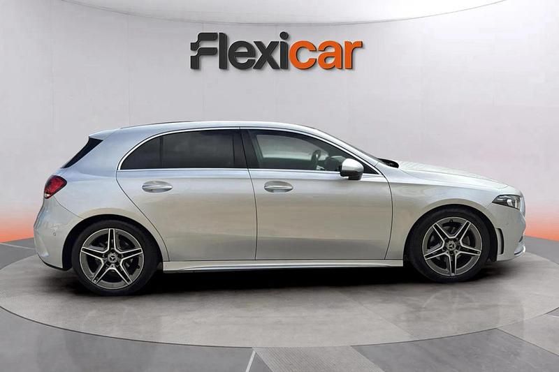 Usado Mercedes A180 116 CV (85 kW) 2018 Gris Berlina