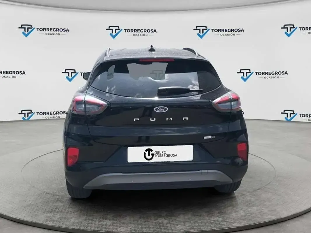 Usado Ford Puma Titanium 125 CV (91 kW) 2023 Negro SUV