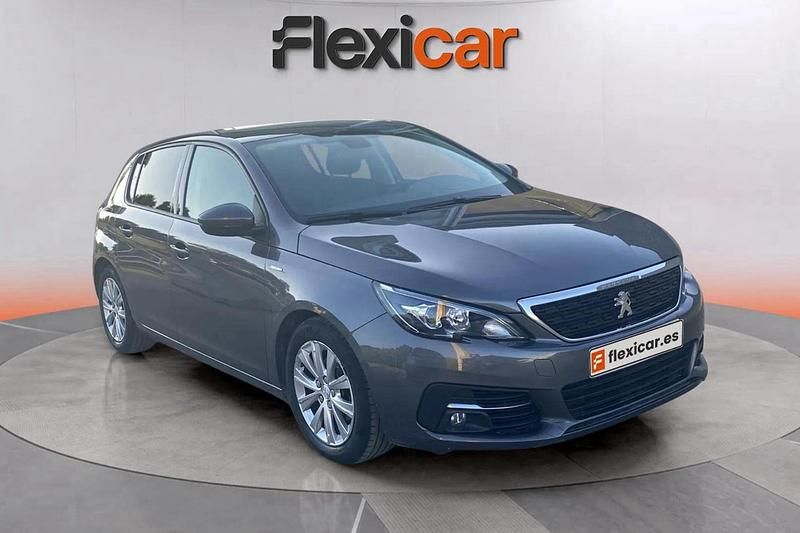 Usado Peugeot 308 Access 110 CV (80 kW) 2020 Gris Utilitario