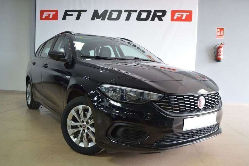 Negro Usado 2018 Fiat Tipo Lounge Familiar | 9999 € (Precio justo) - Imagen 1/4