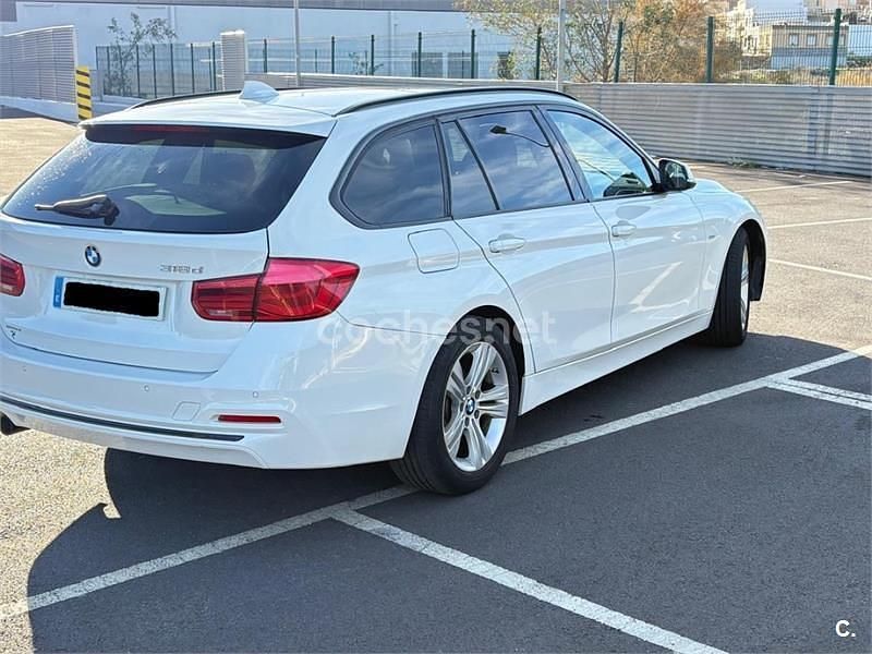 Usado BMW 318 Sport Line 143 CV (105 kW) 2016 Blanco Familiar