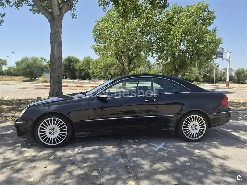 Usado Mercedes CLK200 Avantgarde 163 CV (119 kW) 2008 Negro Coupe
