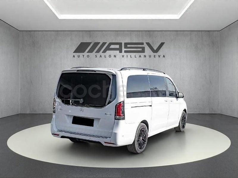 Usado Mercedes V300 Avantgarde 239 CV (175 kW) 2025 Blanco Monovolumen
