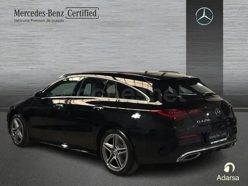 Usado Mercedes CLA250e 218 CV (160 kW) 2025 Negro Berlina