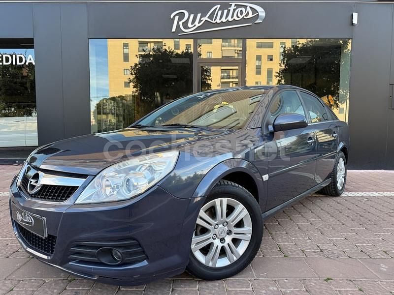 Azul Usado 2007 Opel Vectra Sport Berlina | 3999 € (Precio justo) - Imagen 1/4