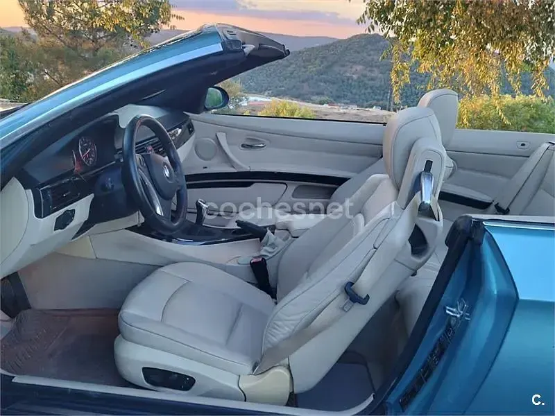 Usado BMW 325 218 CV (160 kW) 2009 Azul Descapotable