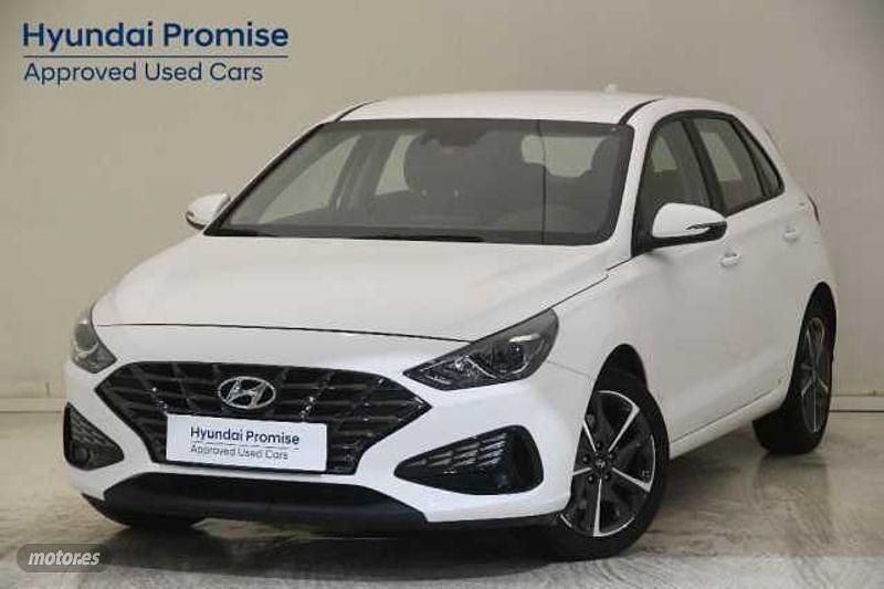 Blanco Usado 2024 Hyundai i30 | 19.990 € (Un poco caro) - Imagen 1/4