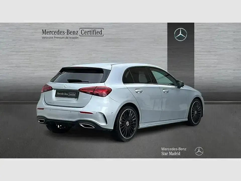 Usado Mercedes A200 150 CV (110 kW) 2025 Plata hightech Berlina