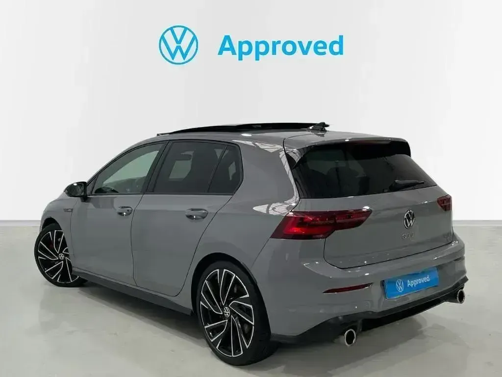 Usado VW Golf VII GTI 245 CV (180 kW) 2021 Gris Utilitario