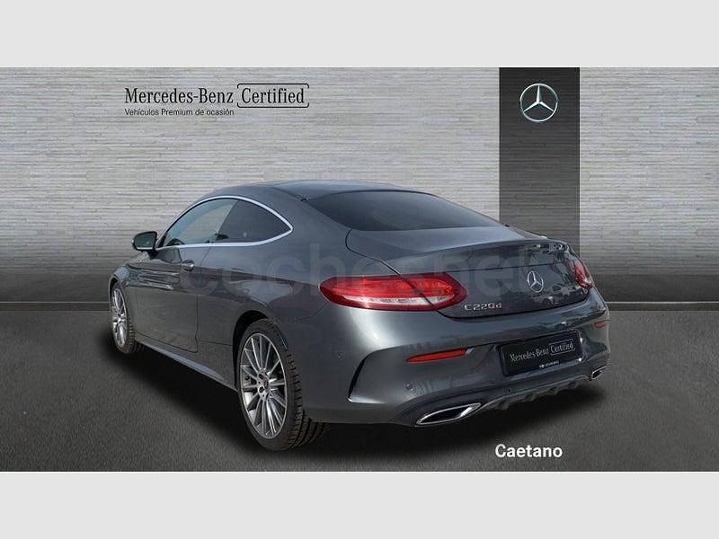 Usado Mercedes C220 170 CV (125 kW) 2018 Gris / plata Coupe