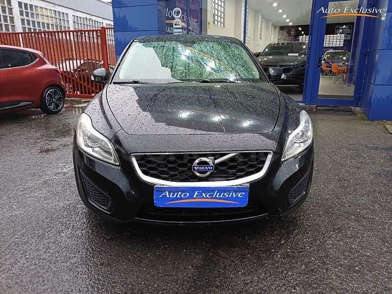 Usado Volvo C30 Momentum 115 CV (84 kW) 2011 Negro Utilitario