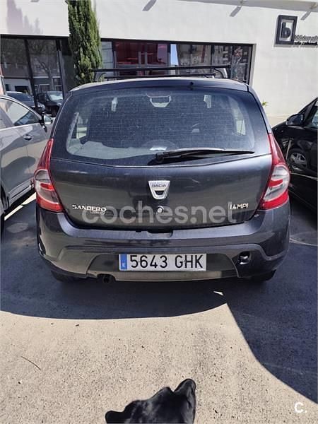 Usado Dacia Sandero Lauréate 75 CV (55 kW) 2008 Negro Utilitario