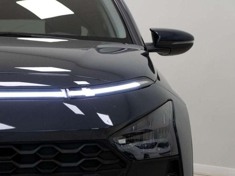 Nuevo Hyundai Bayon 102 CV (75 kW) 2025 Gris SUV