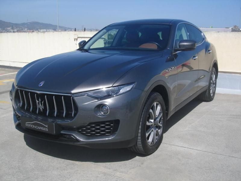 Usado Maserati Levante 275 CV (202 kW) 2016 Marrón SUV