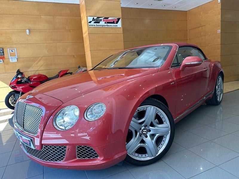 Usado Bentley Continental GT Convertible 575 CV (422 kW) 2013 Rojo Descapotable