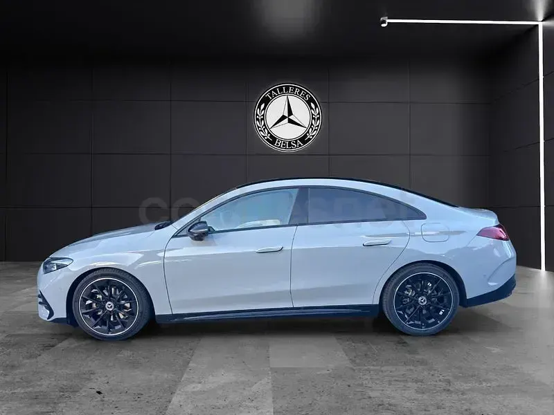 Nuevo Mercedes CLA180 136 CV (100 kW) 2026 Gris / plata Berlina