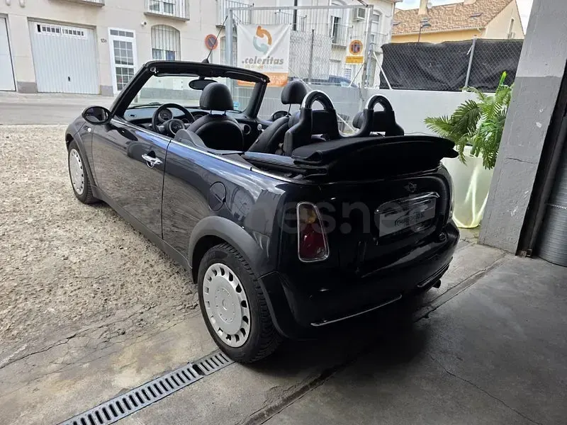 Usado Mini One Cabriolet 90 CV (66 kW) 2007 Azul Descapotable