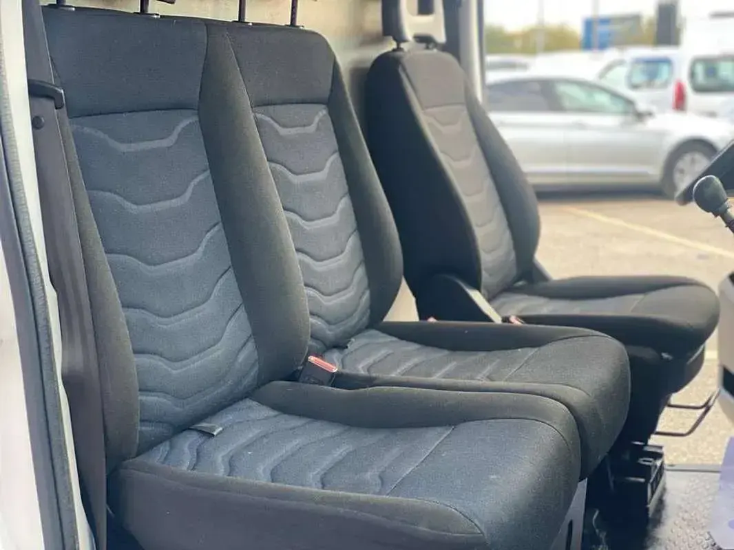Usado Iveco Daily 156 CV (114 kW) 2020 Blanco Van