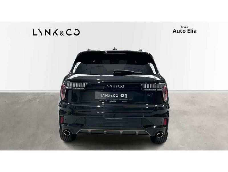 Usado Lynk & Co 01 261 CV (191 kW) 2023 Negro SUV