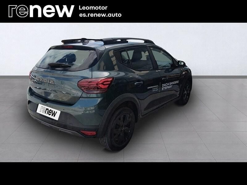 Usado Dacia Sandero Extreme 101 CV (74 kW) 2025 Verde Berlina