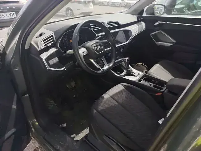 Usado Audi Q3 Advanced 245 CV (180 kW) 2022 Gris SUV