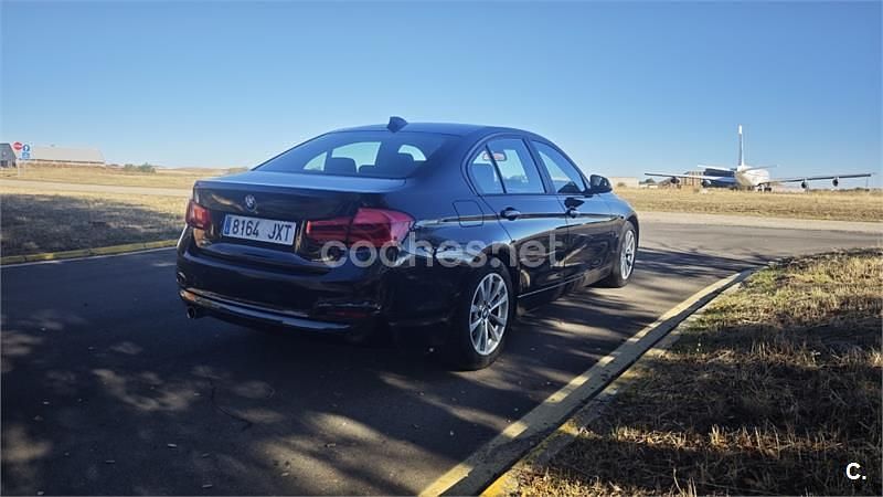 Usado BMW 318 150 CV (110 kW) 2017 Negro Berlina