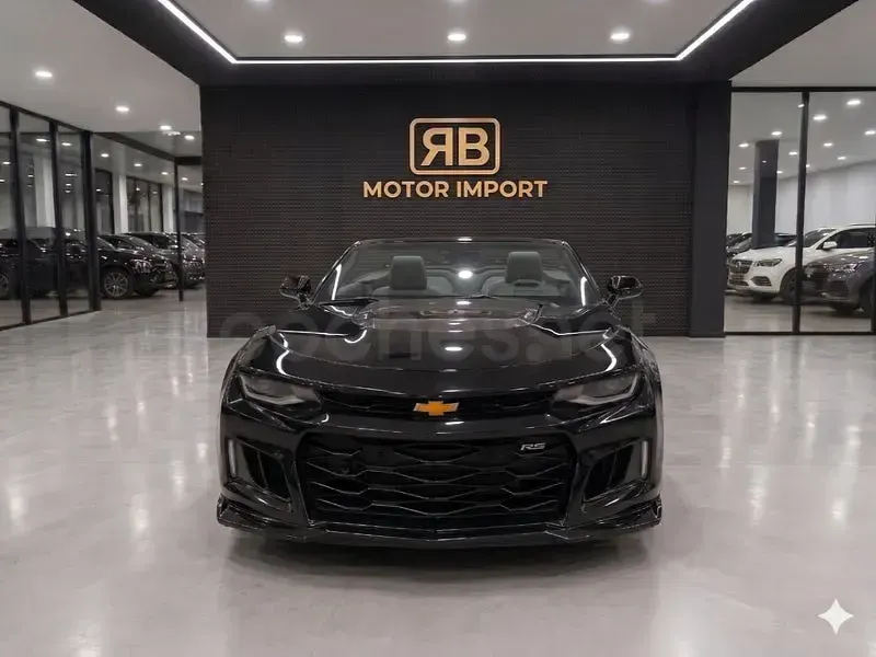 Usado Chevrolet Camaro 432 CV (317 kW) 2018 Negro Descapotable