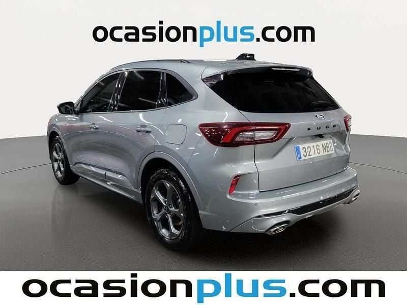 Usado Ford Kuga ST-Line 150 CV (110 kW) 2025 Gris plata SUV