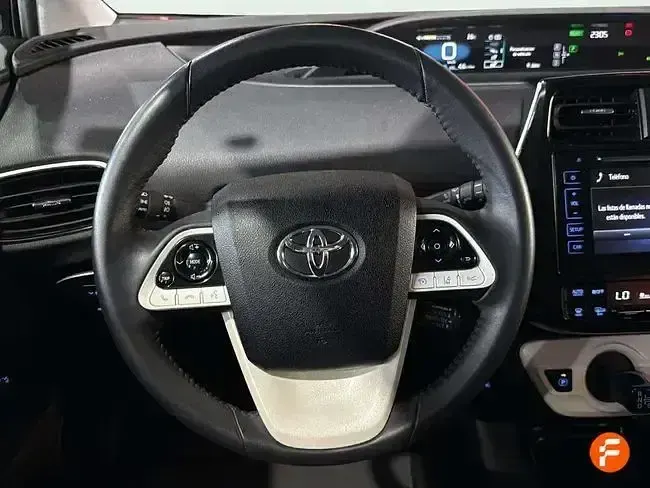Usado Toyota Prius 122 CV (89 kW) 2018 Negro Utilitario