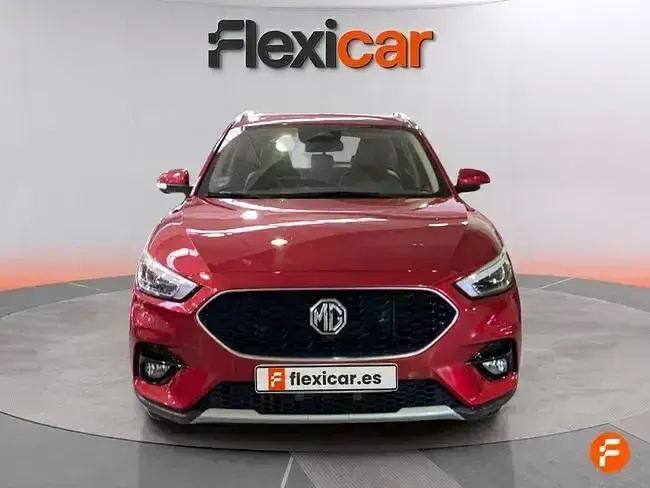 Usado MG ZS Luxury 106 CV (77 kW) 2025 Rojo SUV